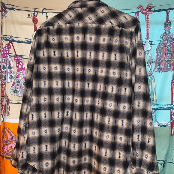 Old Navy Men’s Western Style Flannel - Picture 2 of 2